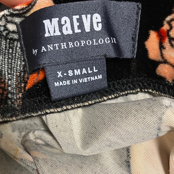 Maeve Anthropologie Montparnasse Black Patterned Velvet Pleated Skirt - Picture 6 of 9